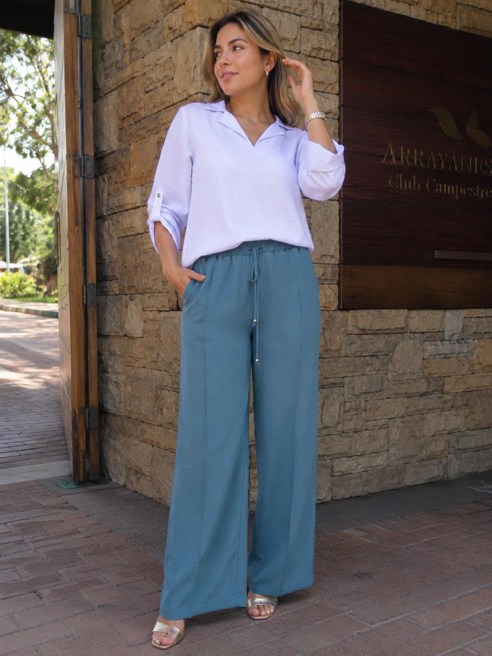 Blusa camisera corta