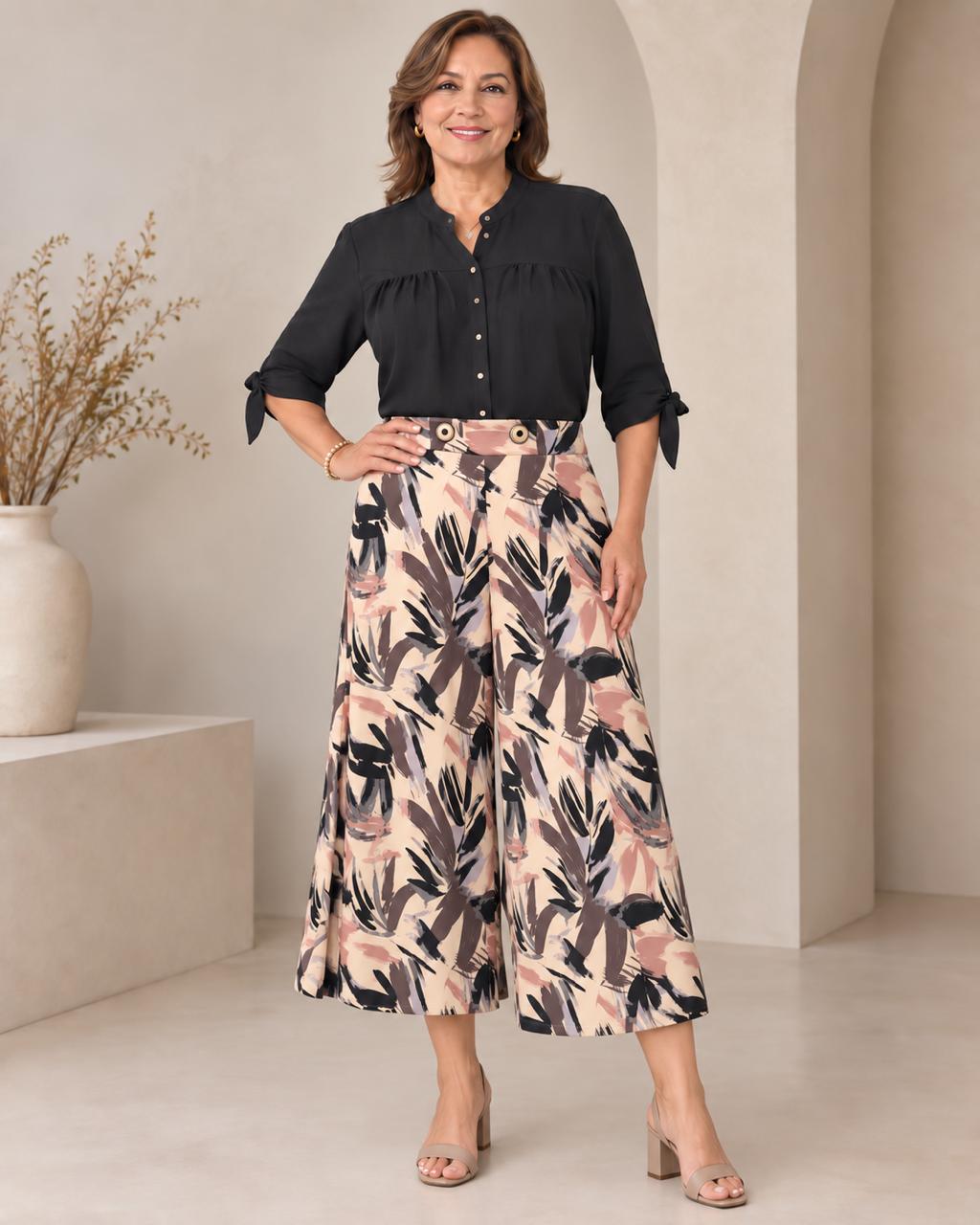 Falda pantalón con pretina sobrepuesta